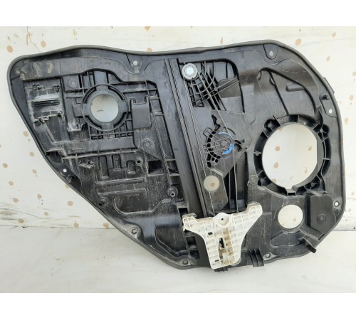 Стеклоподъемник (задний правый)