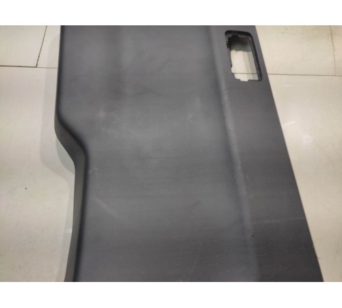 Обшивка двери багажника(нижняя)