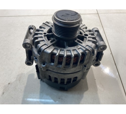 Генератор Valeo 180A