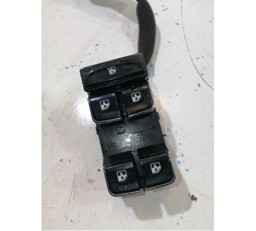 Блок управления стеклоподъемниками