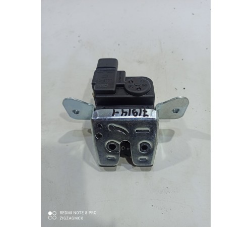 Замок крышки багажника