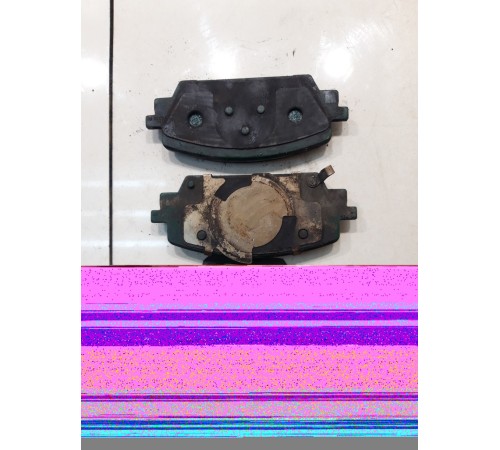 Колодки тормозные (передние левые)