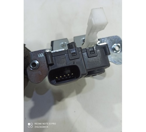 Замок крышки багажника