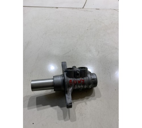 Главный тормозной цилиндр