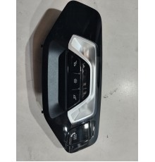 Плафон внутреннего освещения(передний)