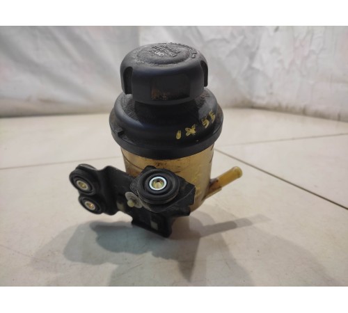 Бачок гидроусилителя