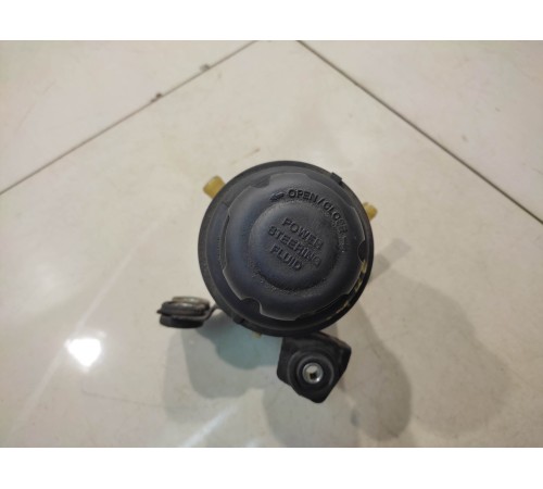 Бачок гидроусилителя