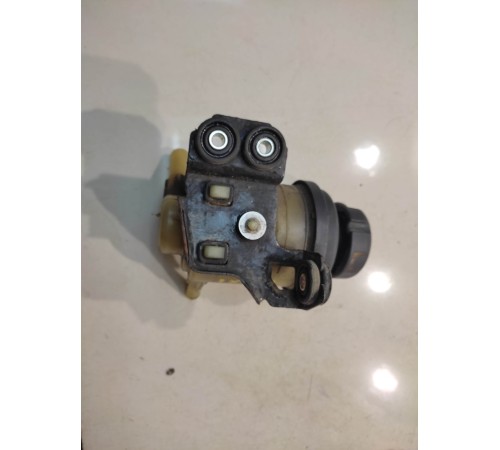 Бачок гидроусилителя