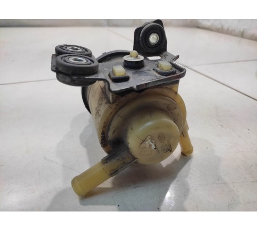 Бачок гидроусилителя