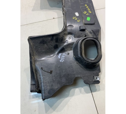 Щиток моторного отсека (центральный)