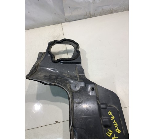 Щиток моторного отсека (центральный)