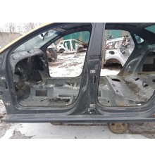 Порог со стойкой левый