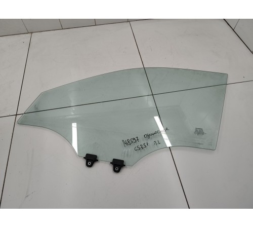 Стекло двери переднее левое