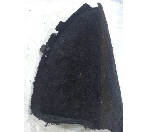 Обшивка багажника задняя правая