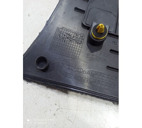 Обшивка багажника задняя правая