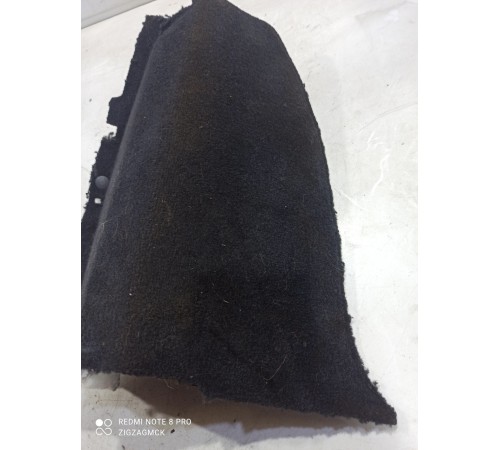 Обшивка багажника задняя правая