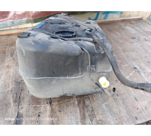 Бак топливный