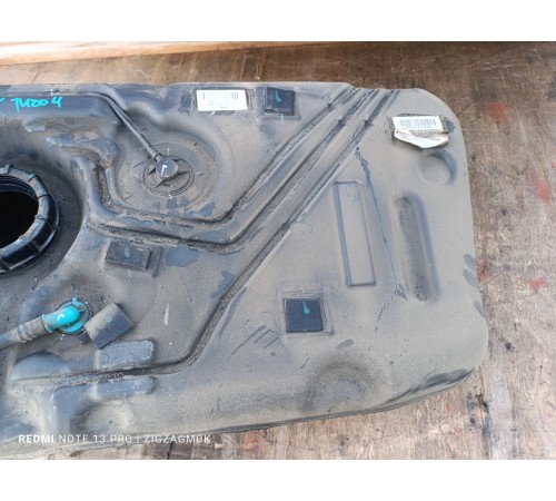 Бак топливный