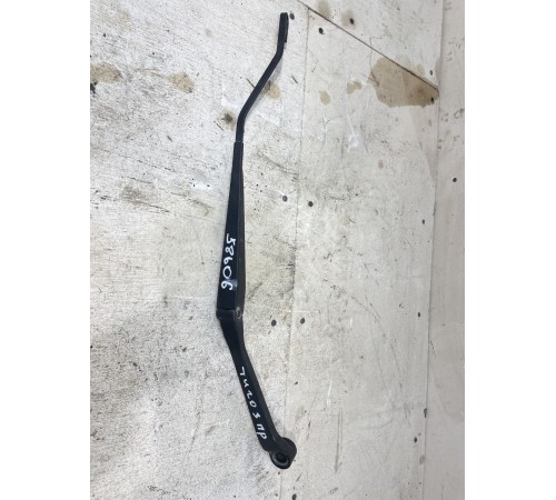 Поводок стеклоочистителя Правый