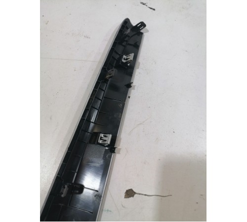 Накладка торпедо декоративная