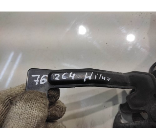 Замок капота