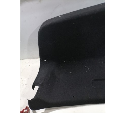 Обшивка крышки багажника