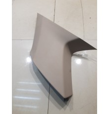 Обшивка багажника (задняя, правая)