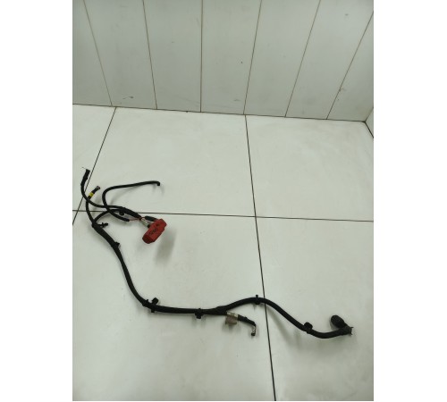 Клемма аккумулятора