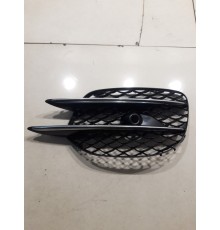 Решетка бампера нижняя передняя правая