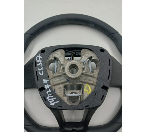 Рулевое колесо в сборе с многофункциональными кнопками