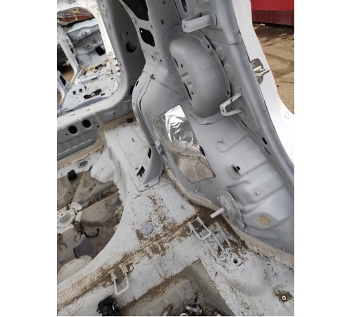 Крыло заднее левое