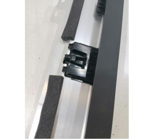 Шторка задняя левая