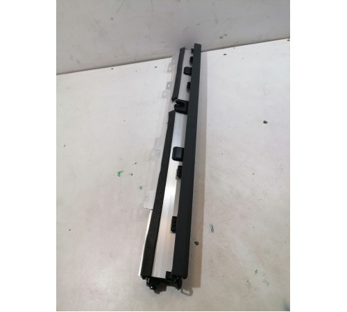 Шторка задняя левая