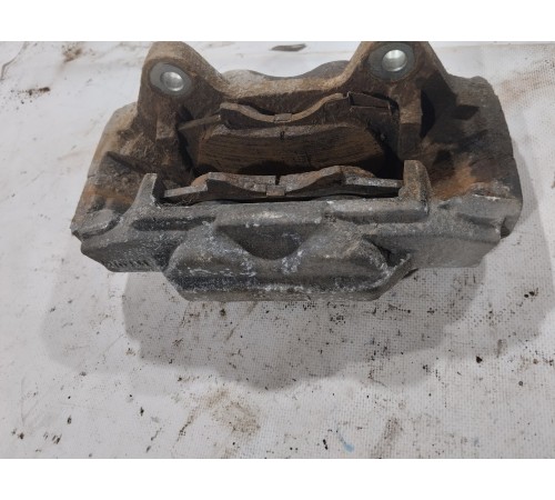 Суппорт передний правый