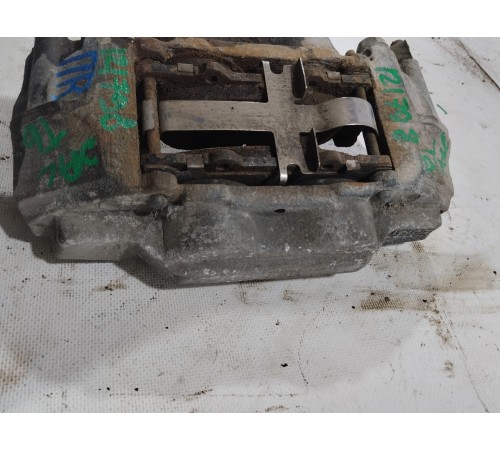 Суппорт передний правый