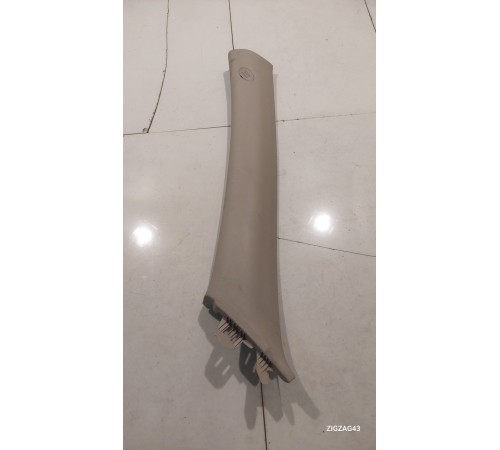 Обшивка стойки лобового стекла левая