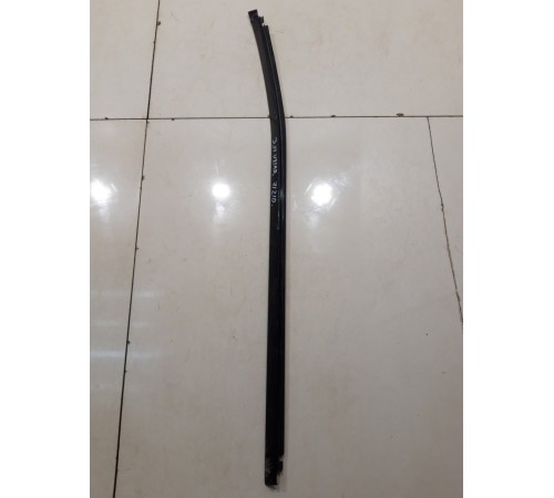 Наружняя накладка задней правой двери