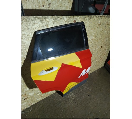 Дверь задняя правая