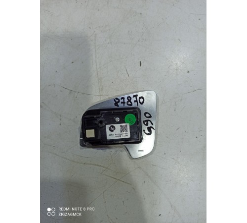 Подрулевой переключатель скоростей (лепесток) левый