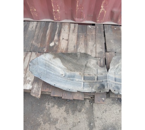 Подкрылок локер задний левый