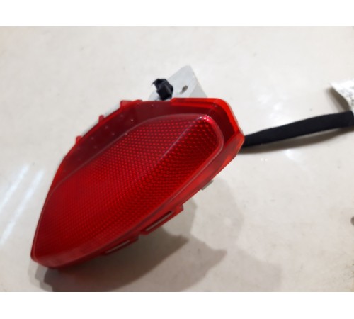 Плафон подсветки в обшивку двери (передний правый)