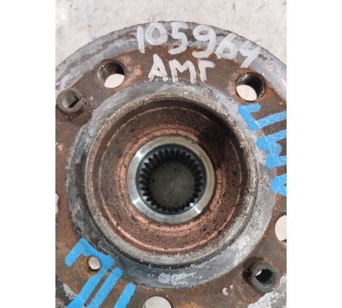 Ступица(передняя левая)