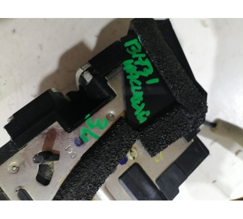 Замок двери задний левый