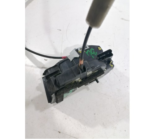 Замок двери задний левый