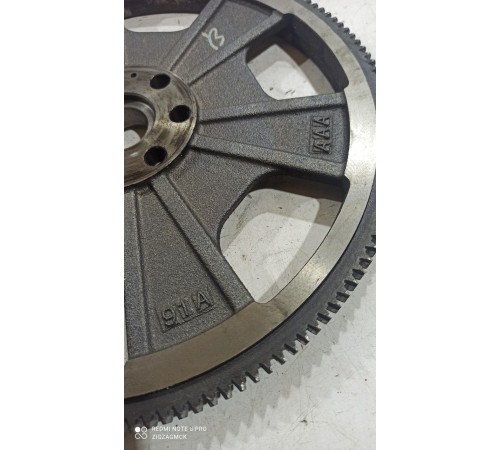 Маховик двигателя