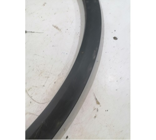 Накладка крыла передняя правая