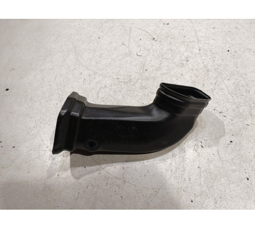 Воздуховод отопителя