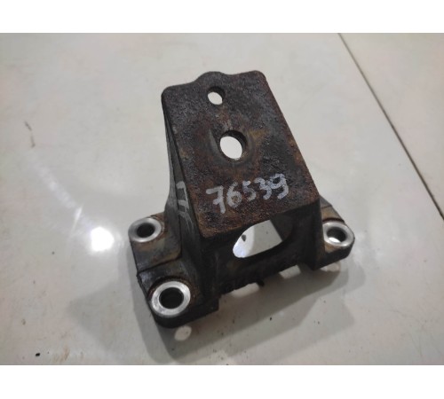 Кронштейн подвески(правый)