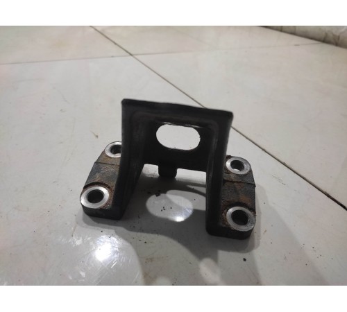 Кронштейн подвески(правый)