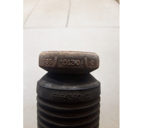 отбойник стойки(задний левый)